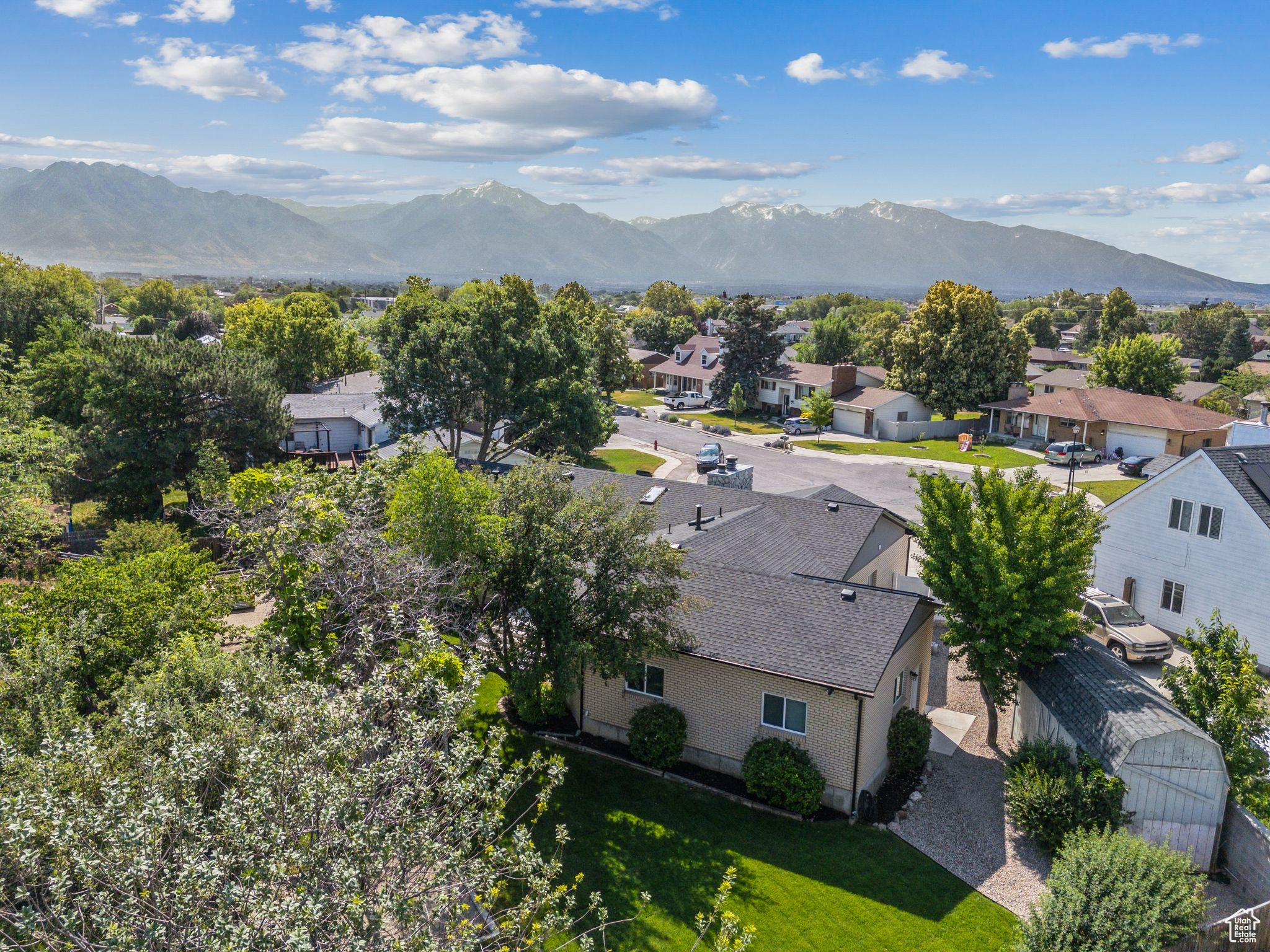 PIONEER ESTATES - Residential