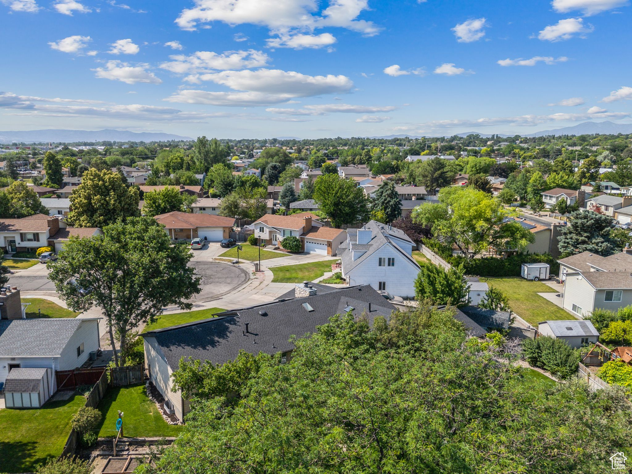 PIONEER ESTATES - Residential
