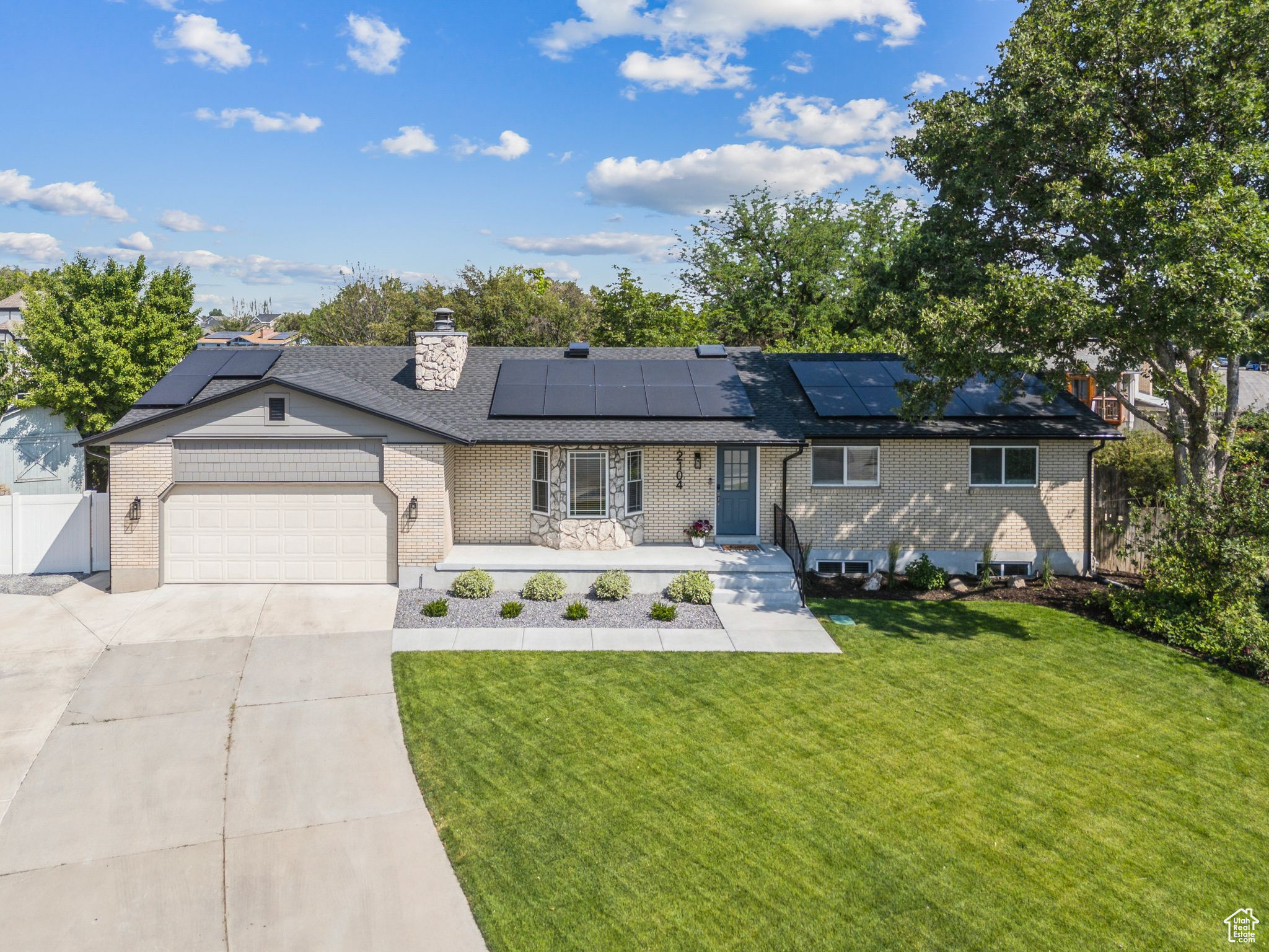 PIONEER ESTATES - Residential
