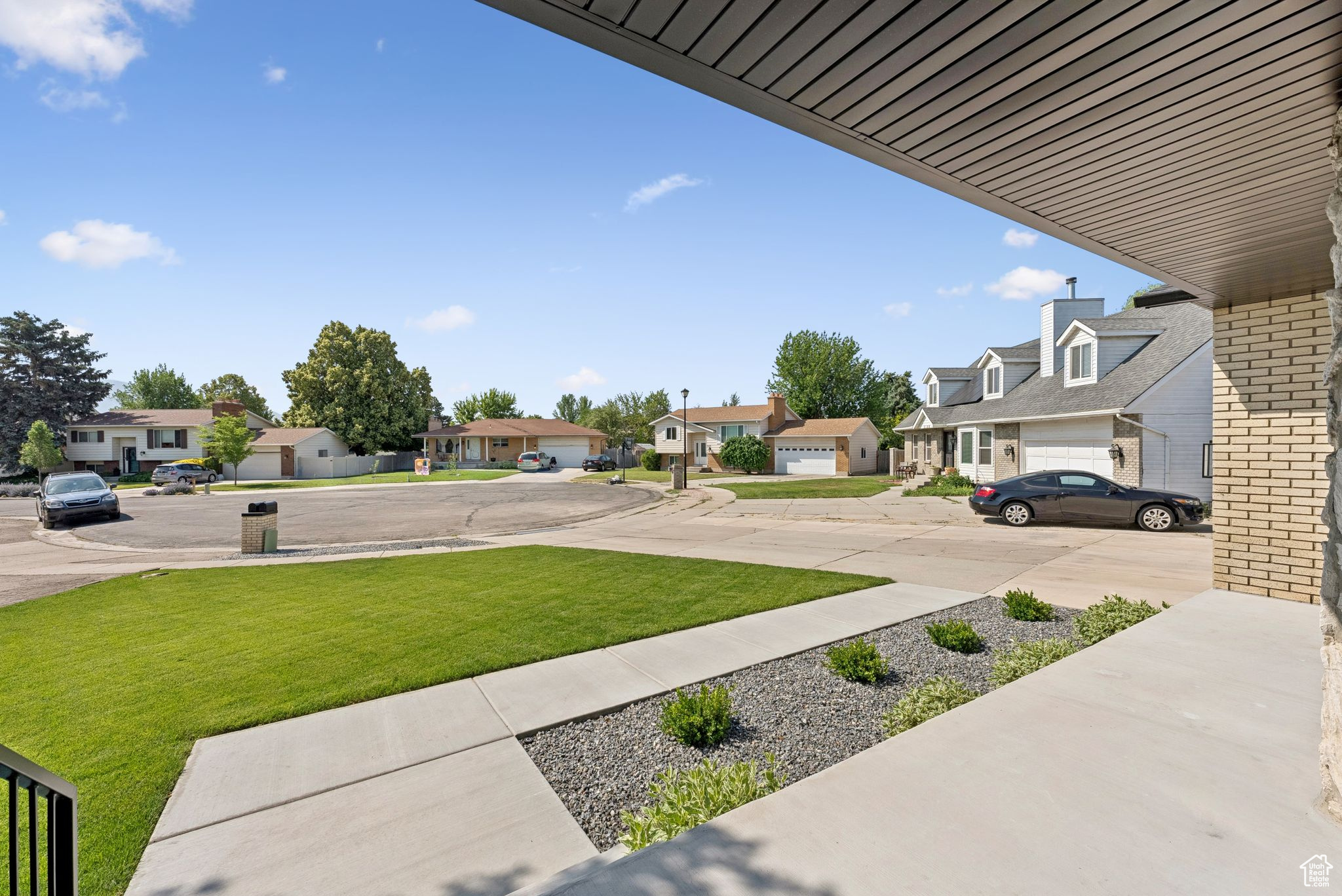 PIONEER ESTATES - Residential
