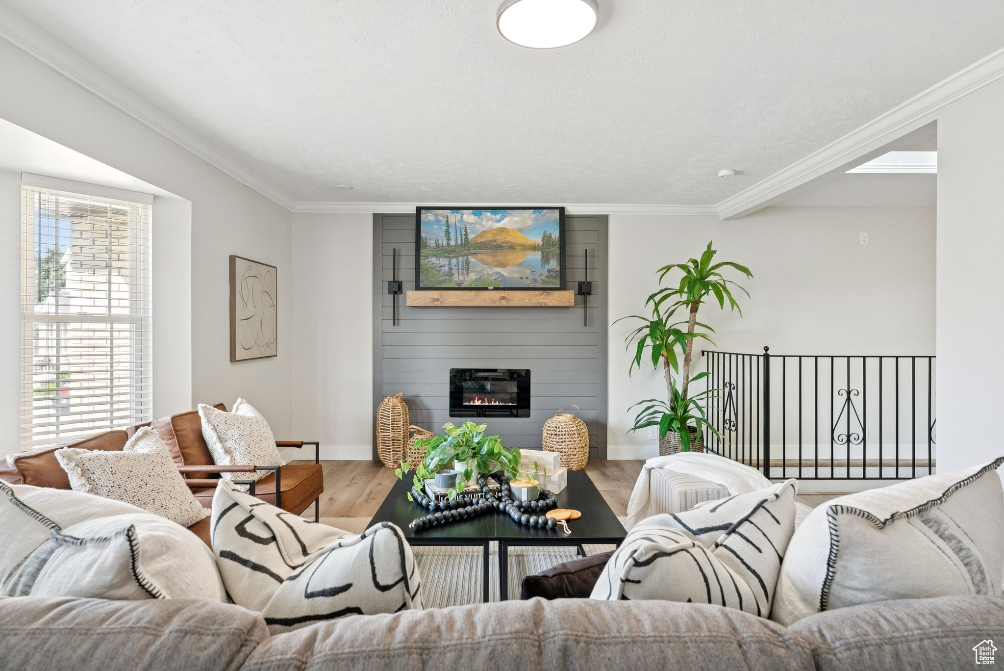 PIONEER ESTATES - Residential
