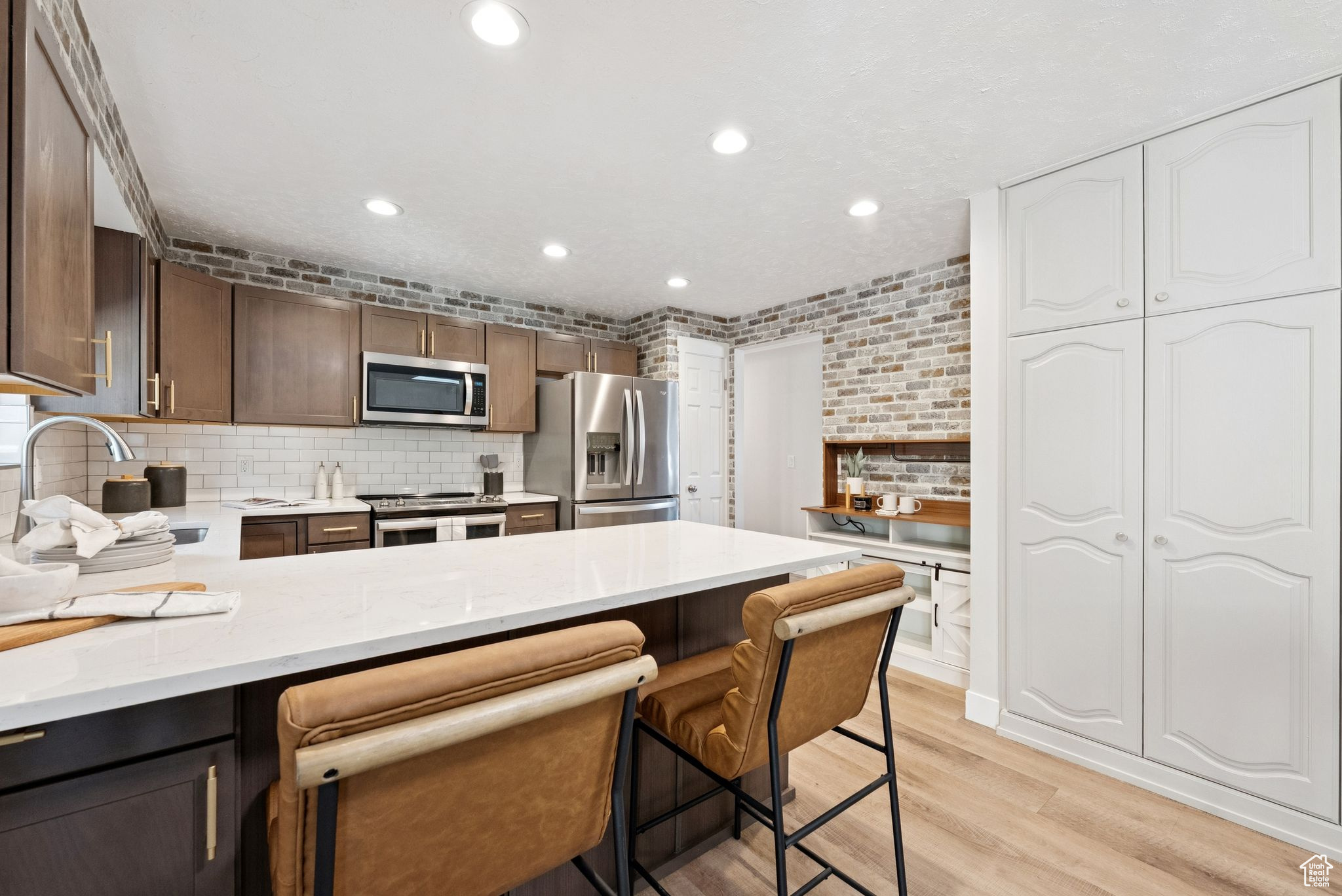 PIONEER ESTATES - Residential