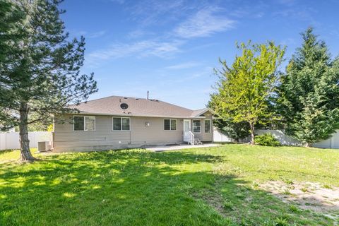 Tiny photo for 2104 W 2200 S, Syracuse, UT 84075 (MLS # 2159006)