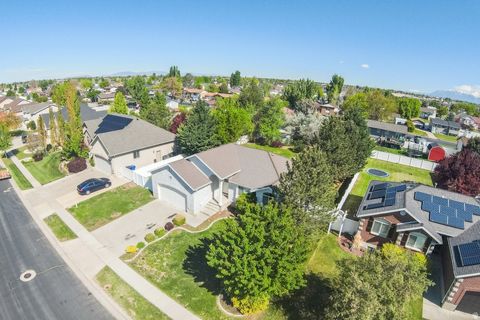 Tiny photo for 2104 W 2200 S, Syracuse, UT 84075 (MLS # 2159006)