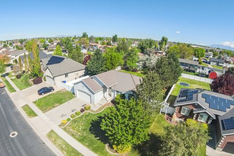 Tiny photo for 2104 W 2200 S, Syracuse, UT 84075 (MLS # 2159006)