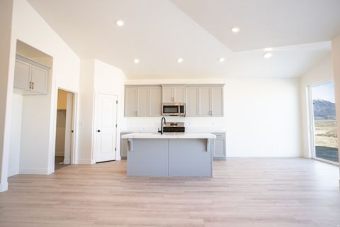 Tiny photo for 605 E WADDELL STREET LOT St #112, Eagle Mountain, UT 84005 (MLS # 2135857)