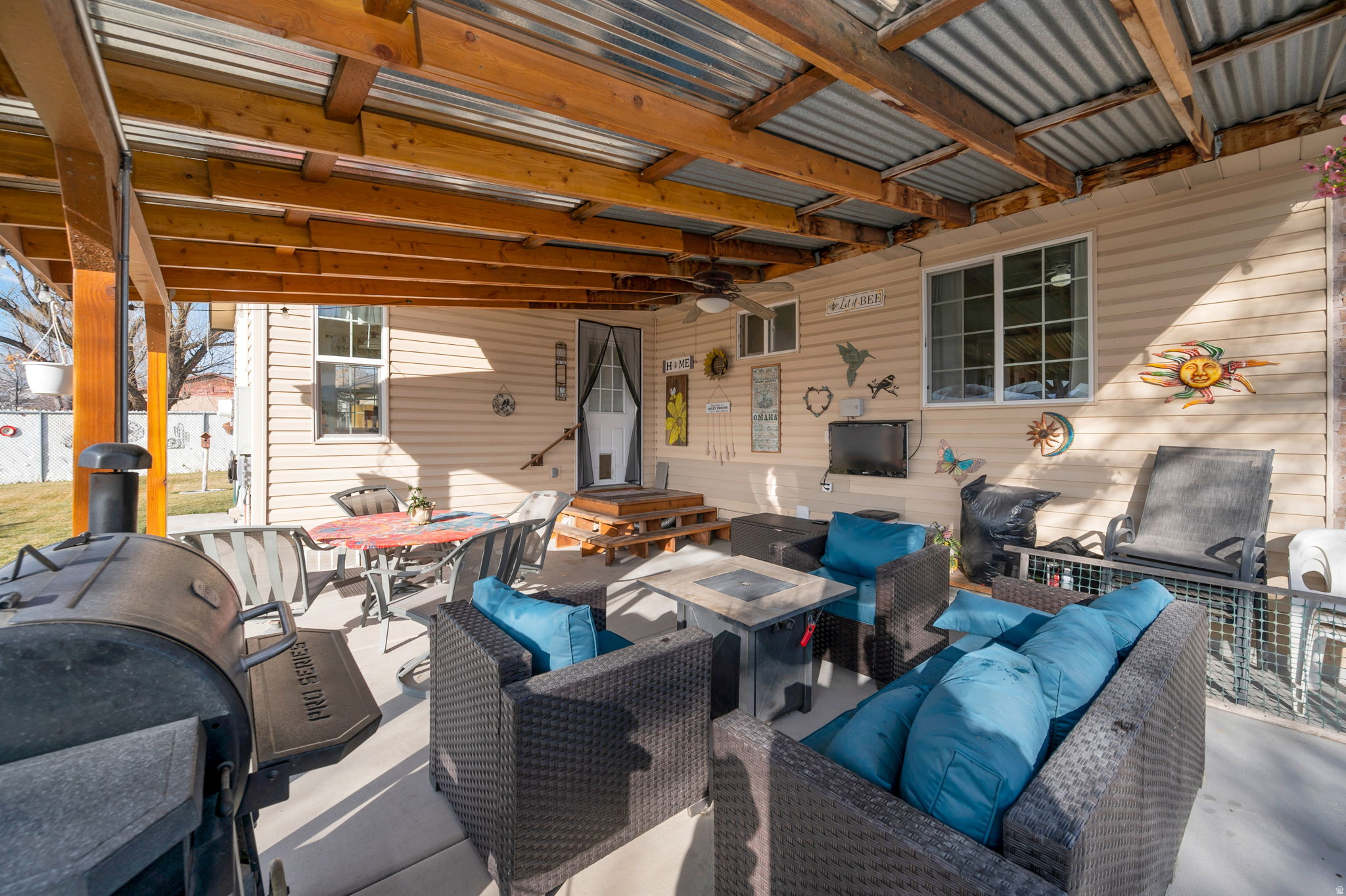 PUEBLO DEL - Residential