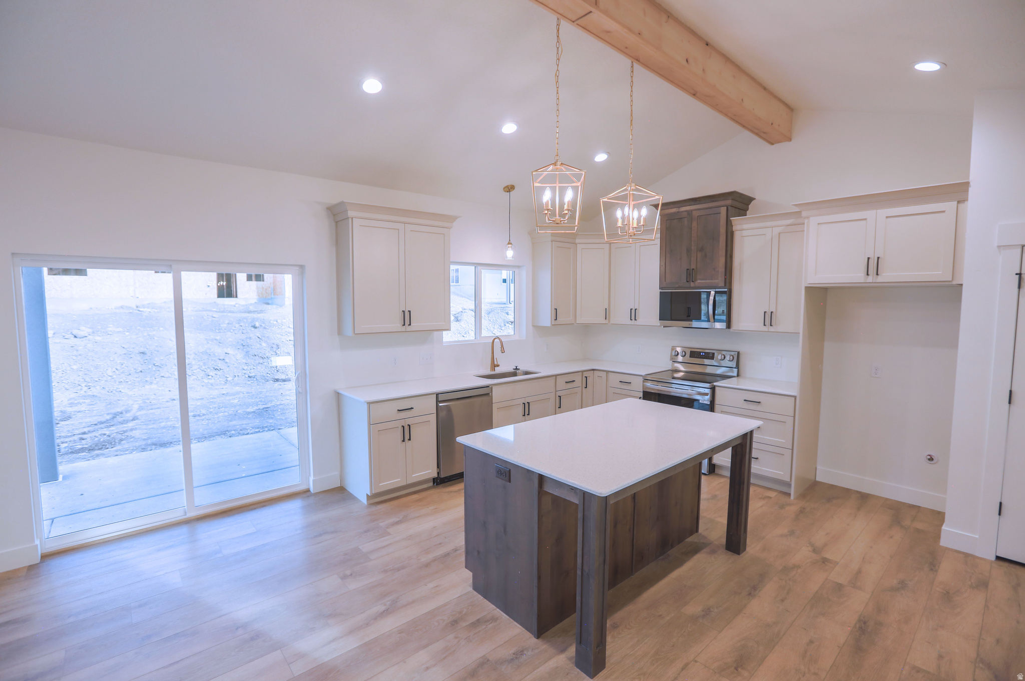 NORTH RIDGE ESTATES - Residential