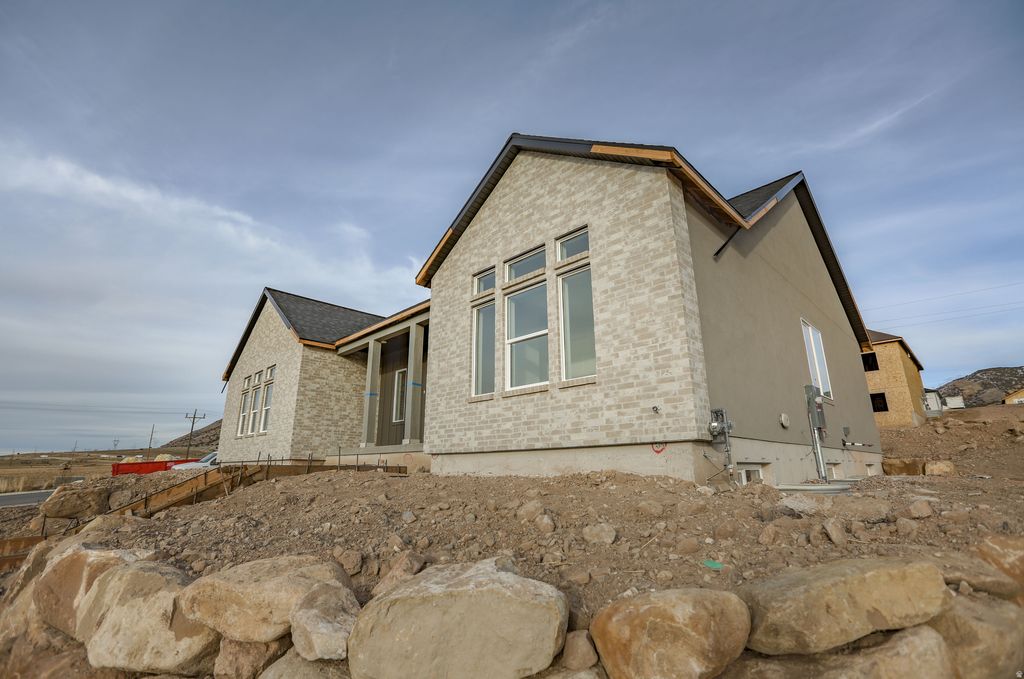 Photo of 1604 N 200 E, Nephi, UT 84648 (MLS # 2139310)