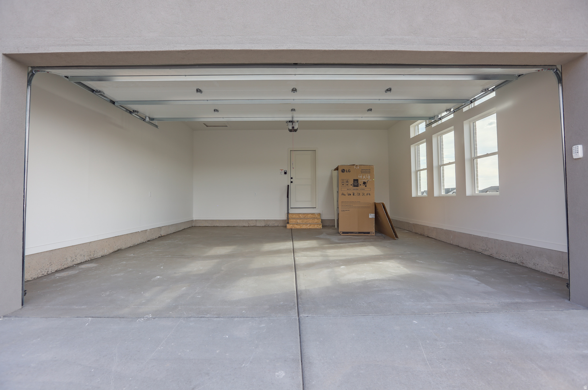 NORTH RIDGE ESTATES - Residential