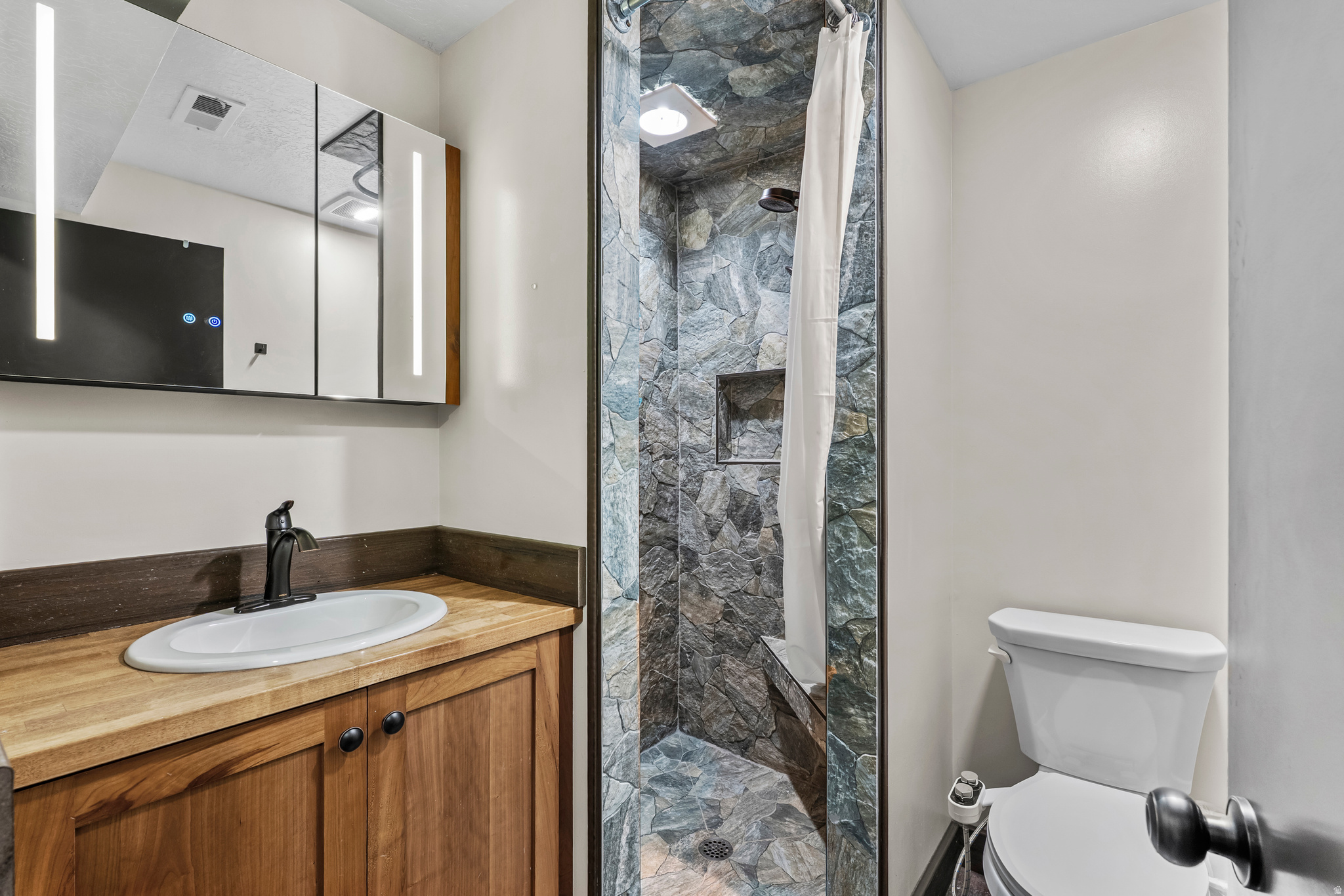 HIGH MOUNTAIN MEADOWS - Residential