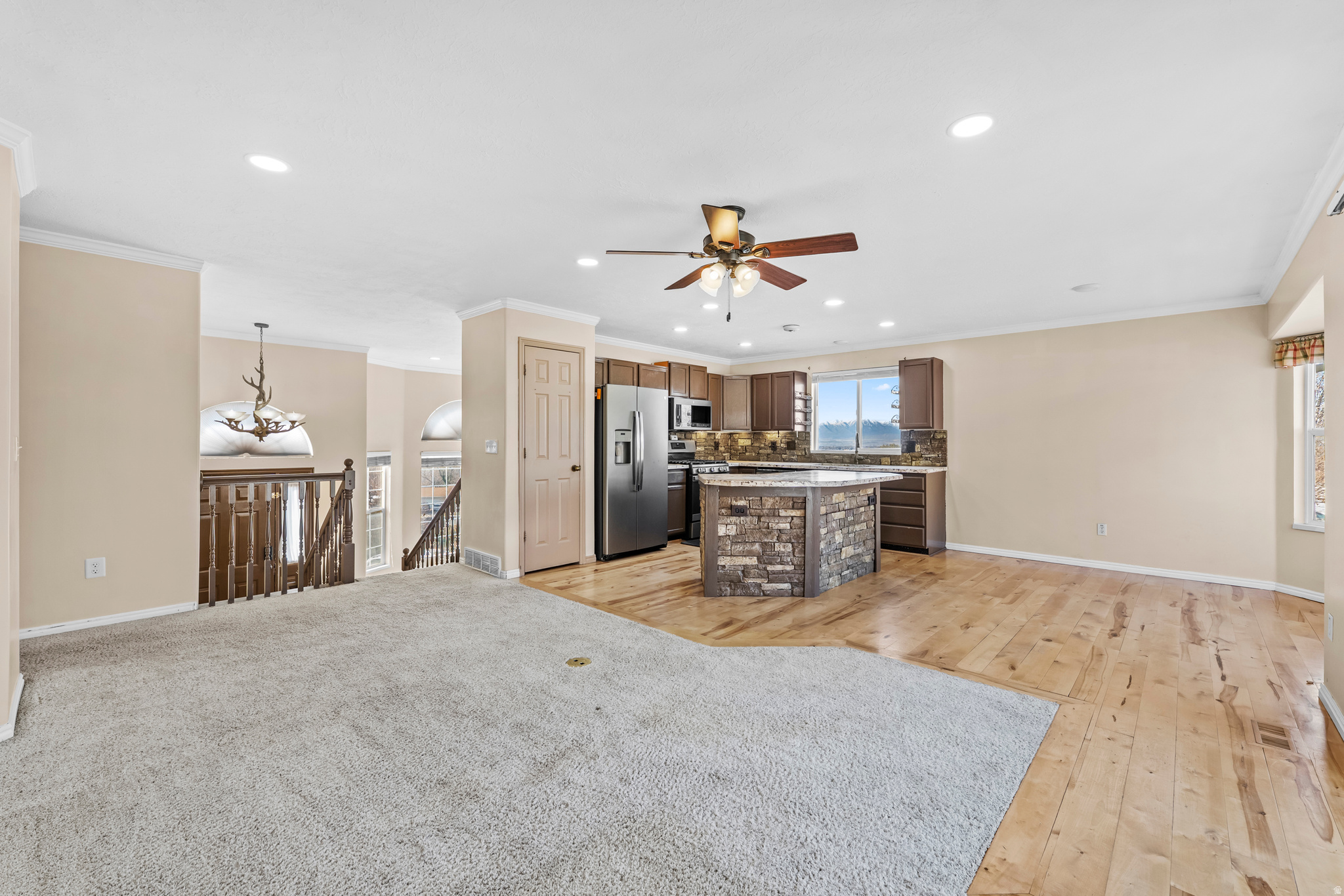 HIGH MOUNTAIN MEADOWS - Residential