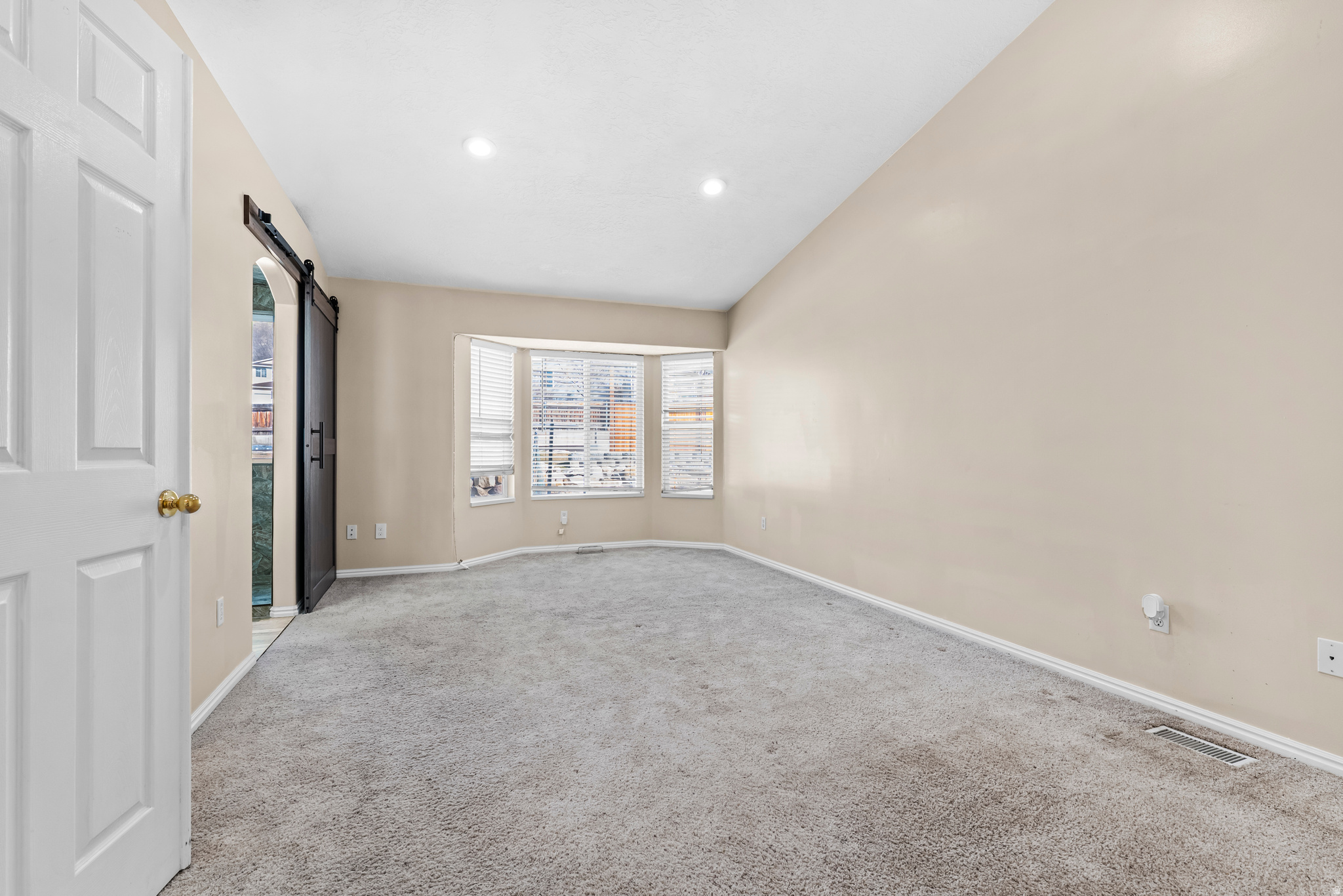 HIGH MOUNTAIN MEADOWS - Residential