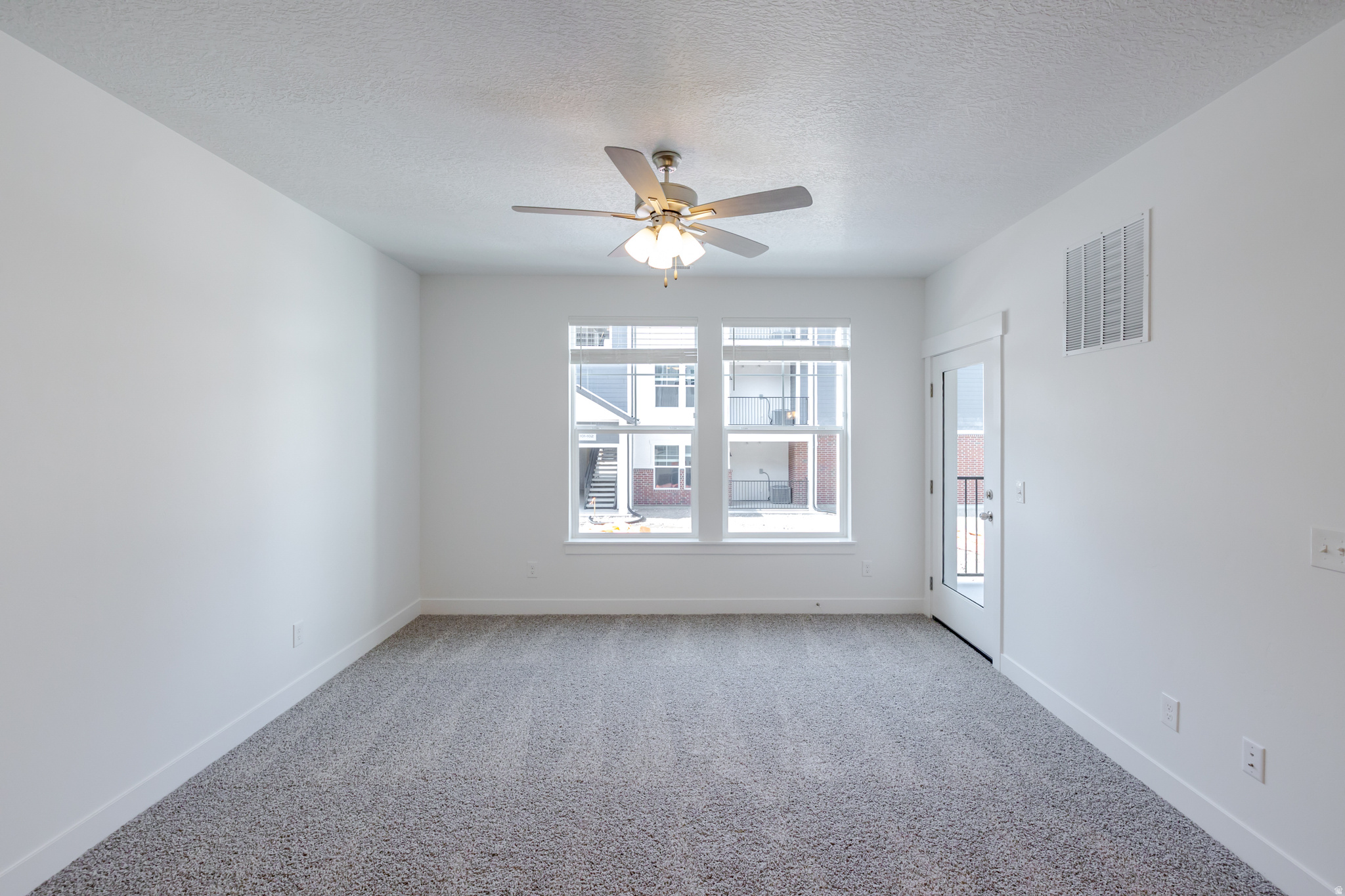 HIGHRIDGE - Residential