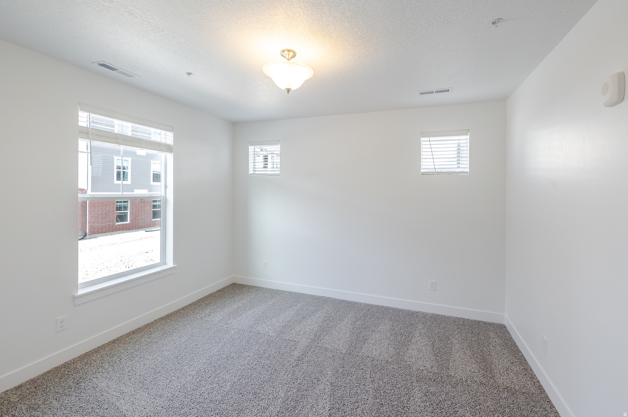 HIGHRIDGE - Residential