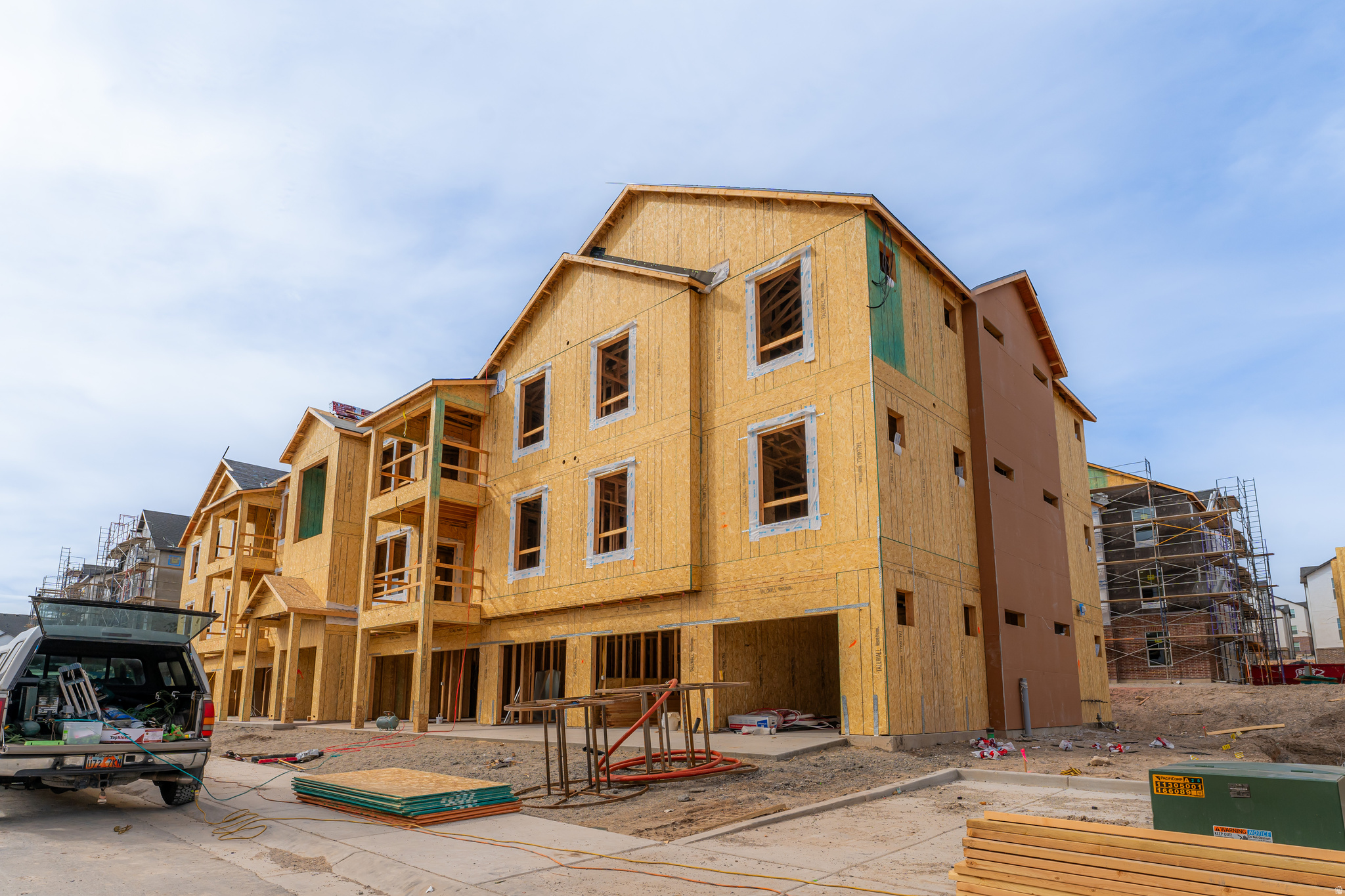 HIGHRIDGE - Residential