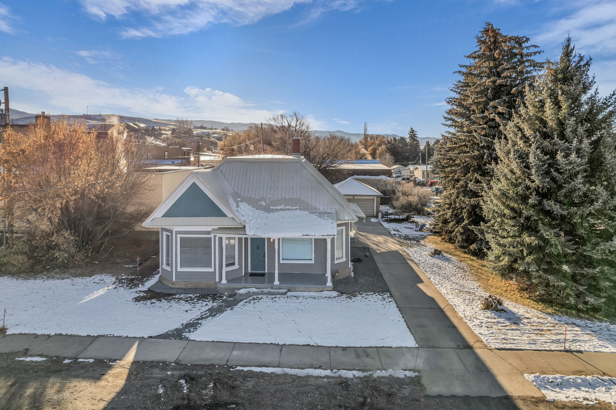 COALVILLE TOWN - Residential