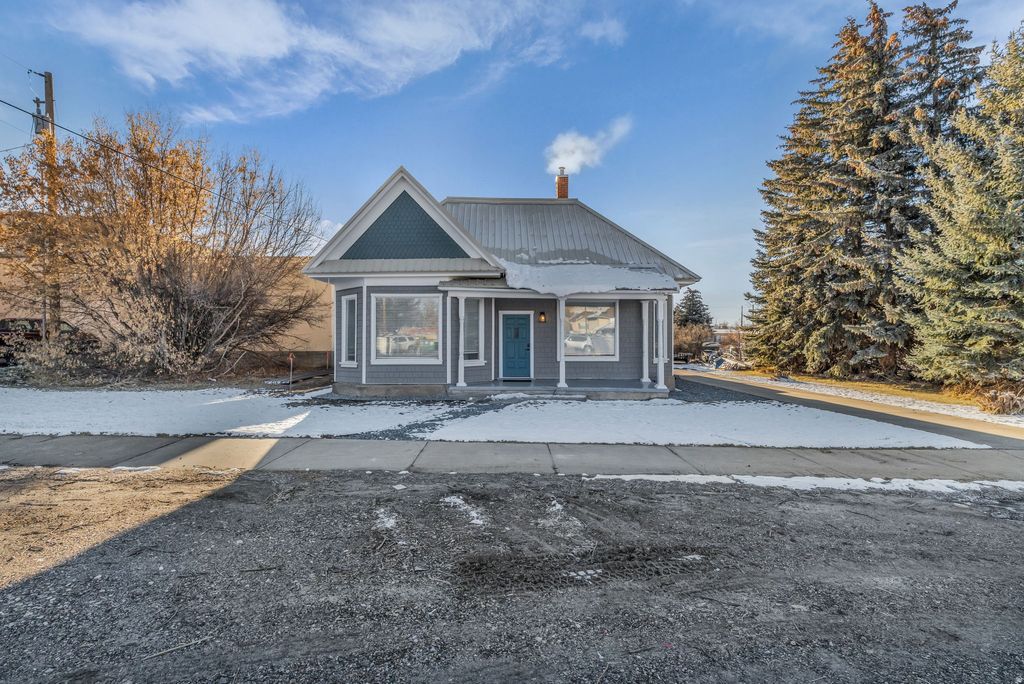 Photo of 25 W CENTER ST, Coalville, UT 84017 (MLS # 2128503)