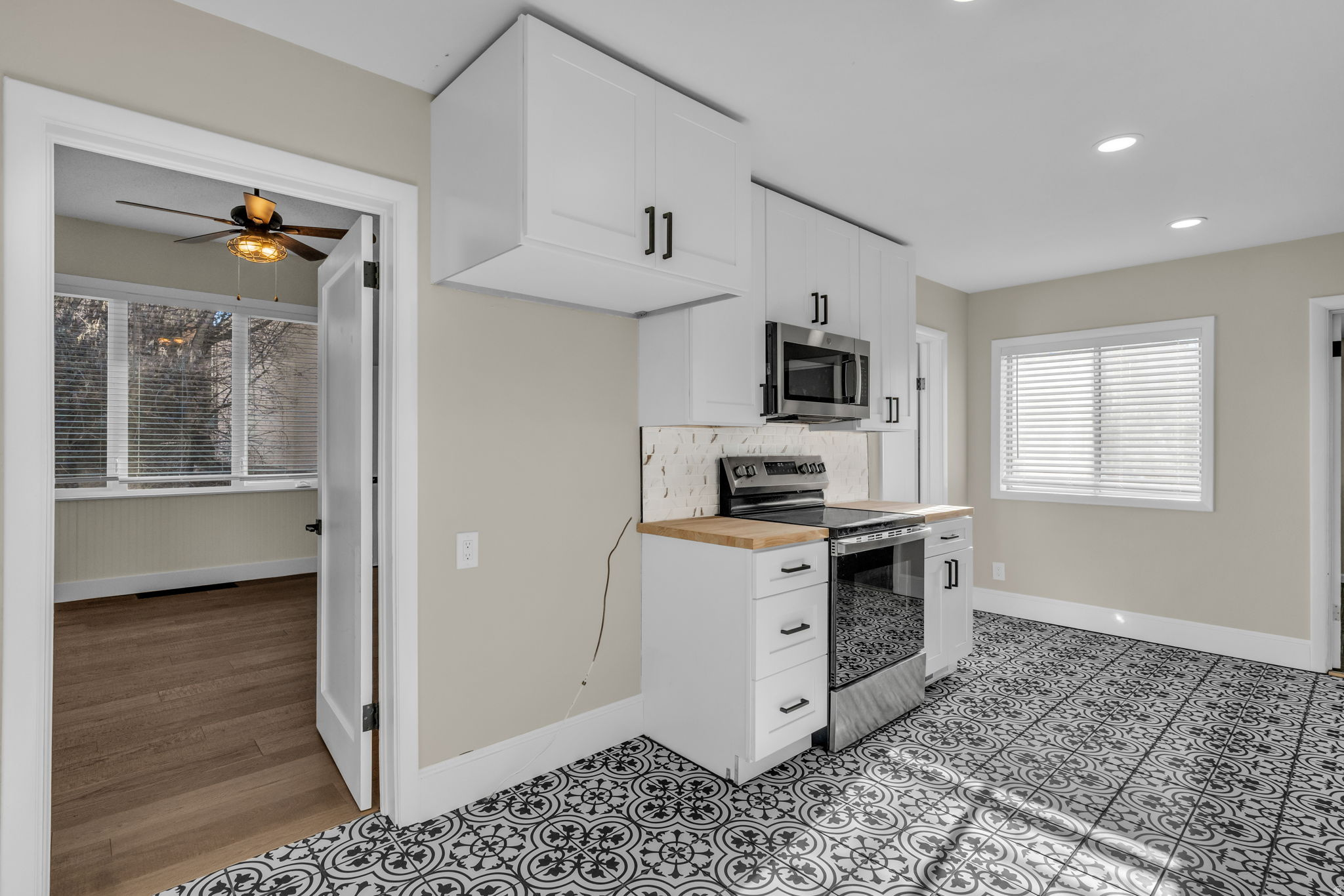 COALVILLE TOWN - Residential