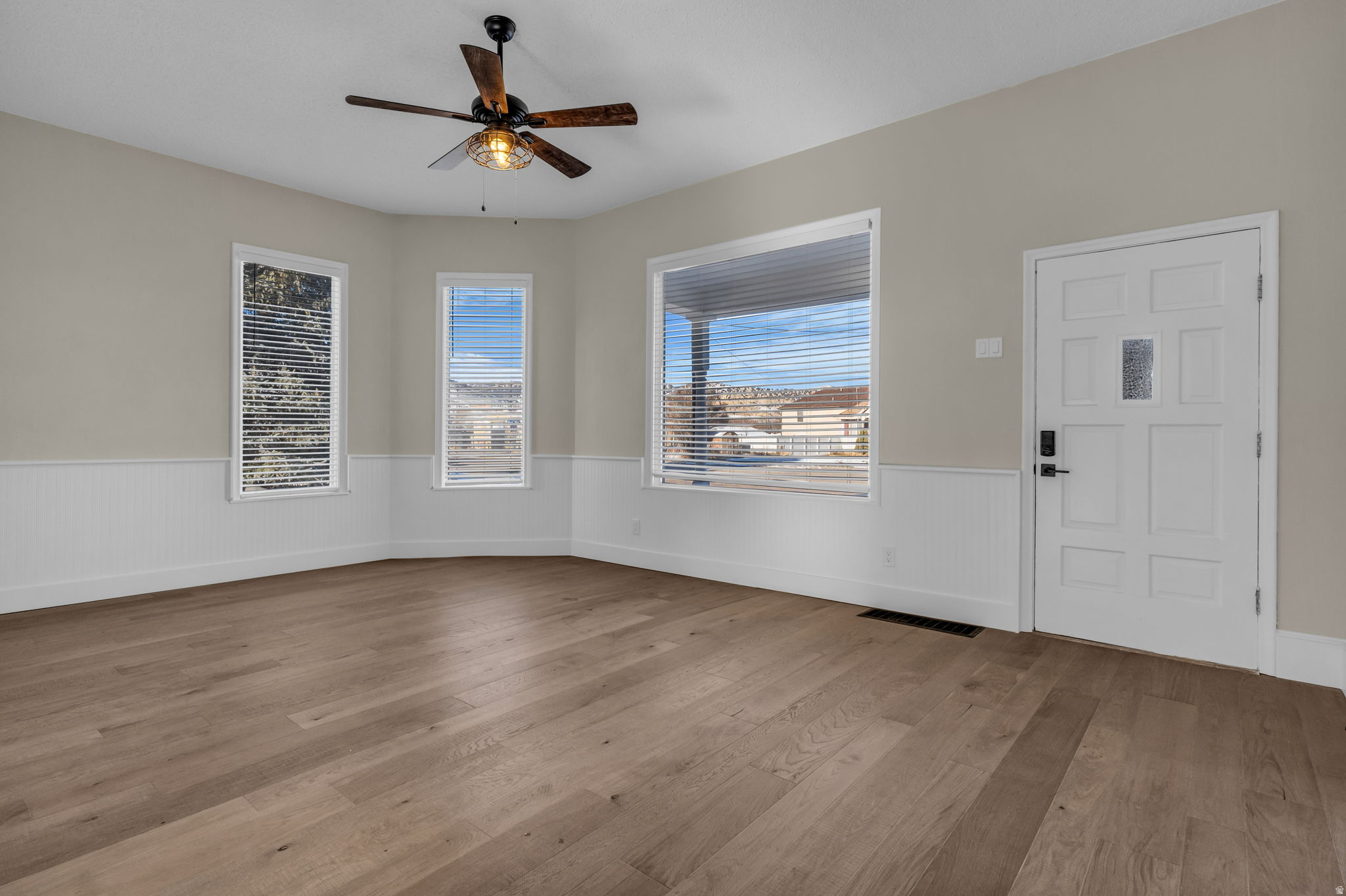 COALVILLE TOWN - Residential