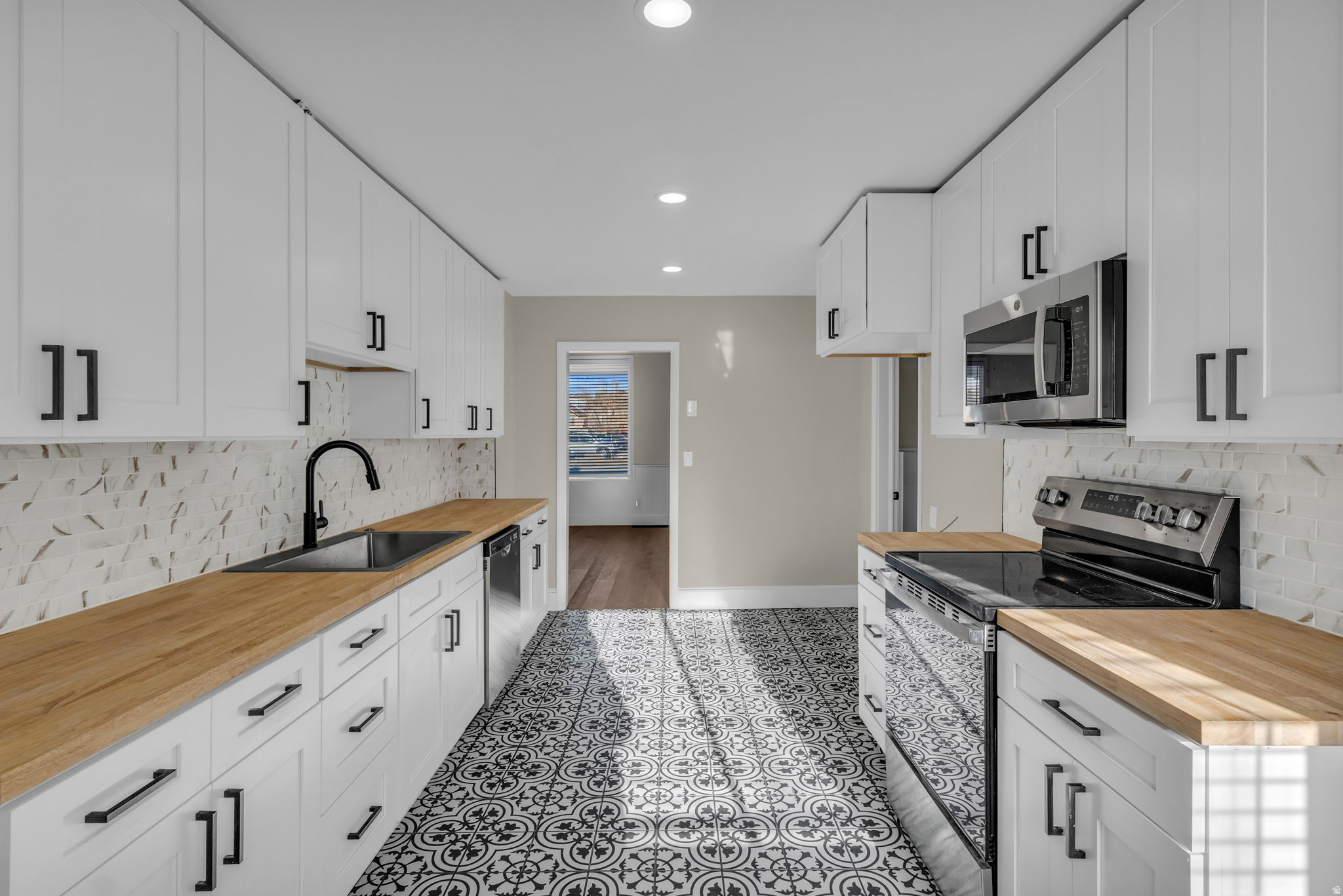 COALVILLE TOWN - Residential