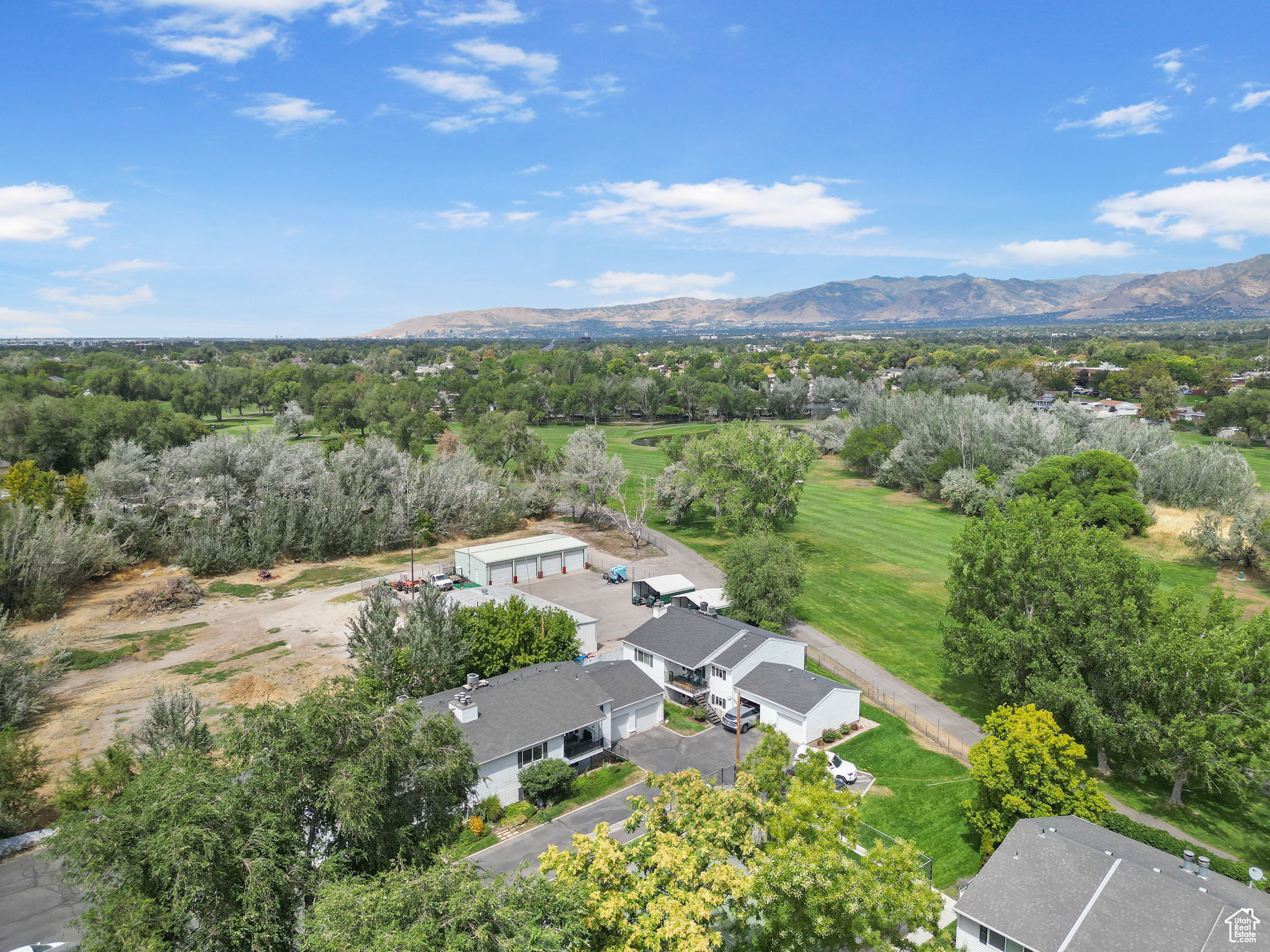 Murray, Utah 84107, United States, 3 Bedrooms Bedrooms, ,2 BathroomsBathrooms,Residential,Active,195326