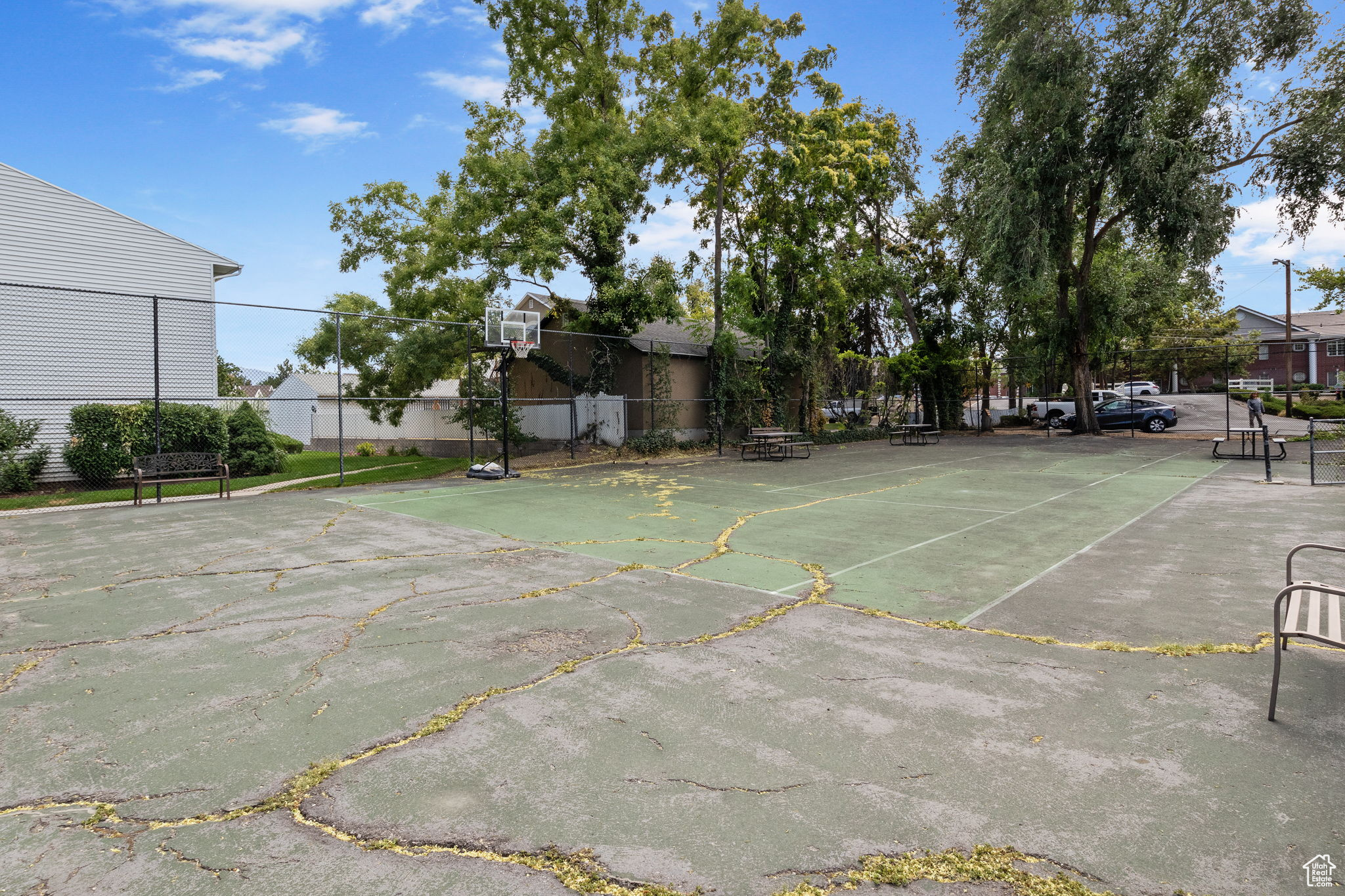 Murray, Utah 84107, United States, 3 Bedrooms Bedrooms, ,2 BathroomsBathrooms,Residential,Active,195326