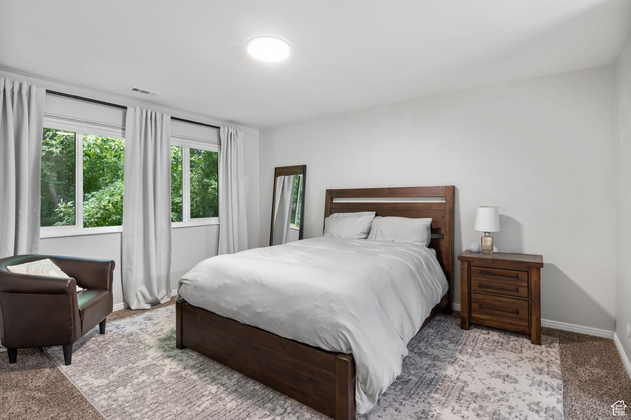 Murray, Utah 84107, United States, 3 Bedrooms Bedrooms, ,2 BathroomsBathrooms,Residential,Active,195326