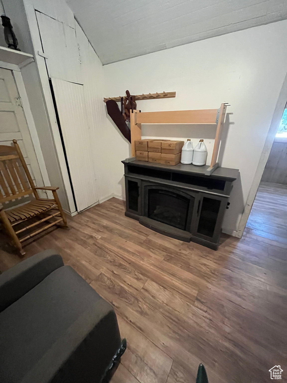 LORING ADDITION TO MTS - Residential