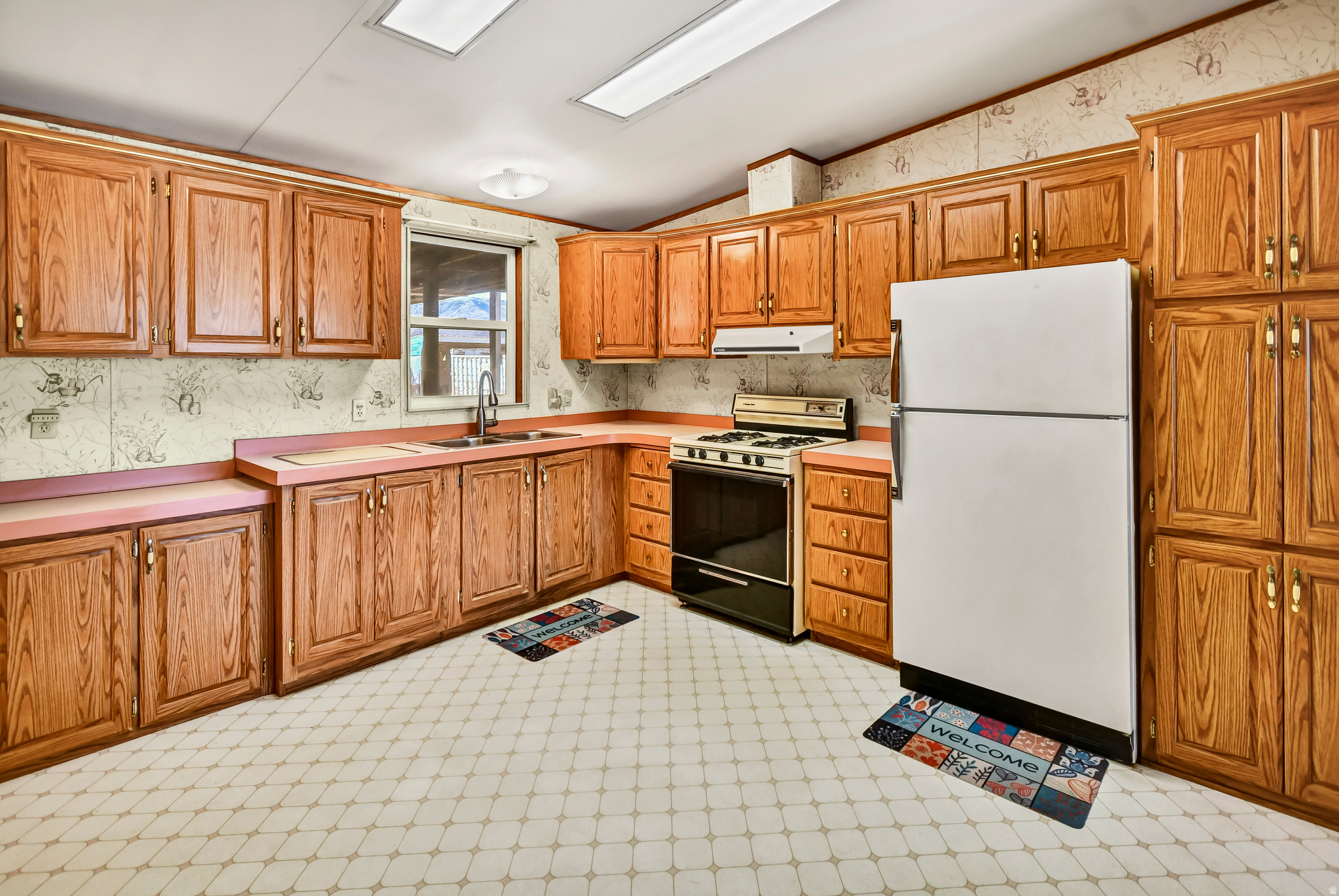 CENTRAL VALLEY TOWN - Residential