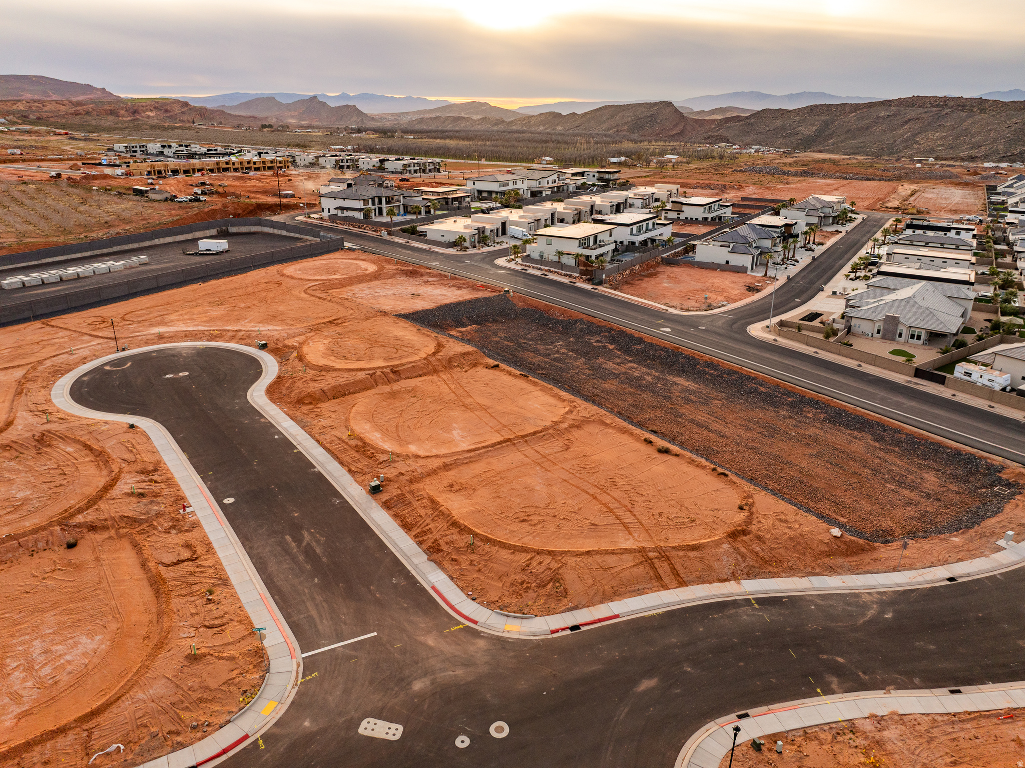 SAND HOLLOW VILLAGE - Land