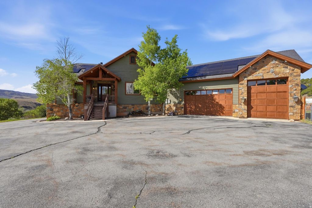 Photo of 1761 S HOYTSVILLE RD, Wanship, UT 84017 (MLS # 2160503)