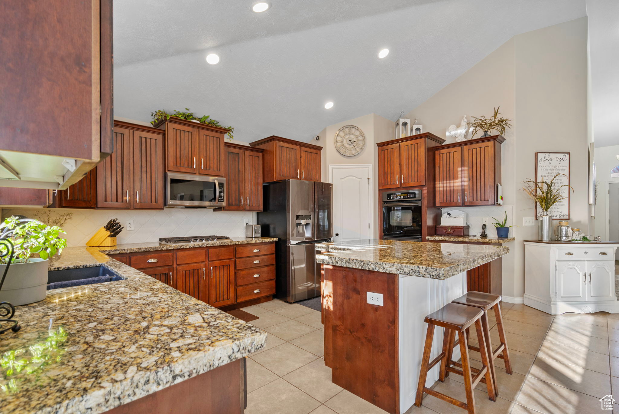 13736 S Admiral Dr, Riverton, Utah image 9