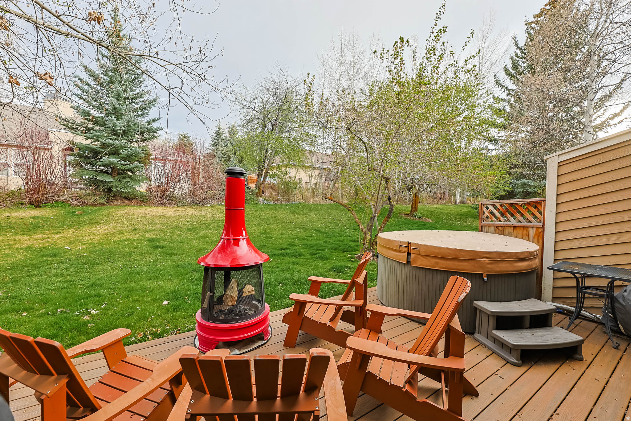 SILVER SPRINGS - Residential