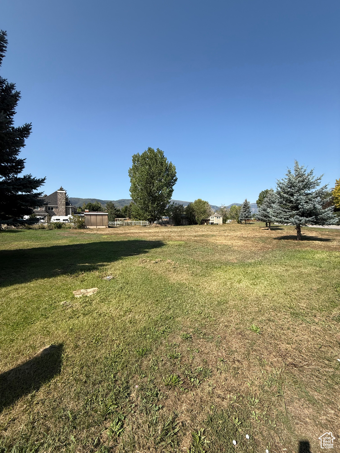 MINNIE CREEK ESTATES - Residential