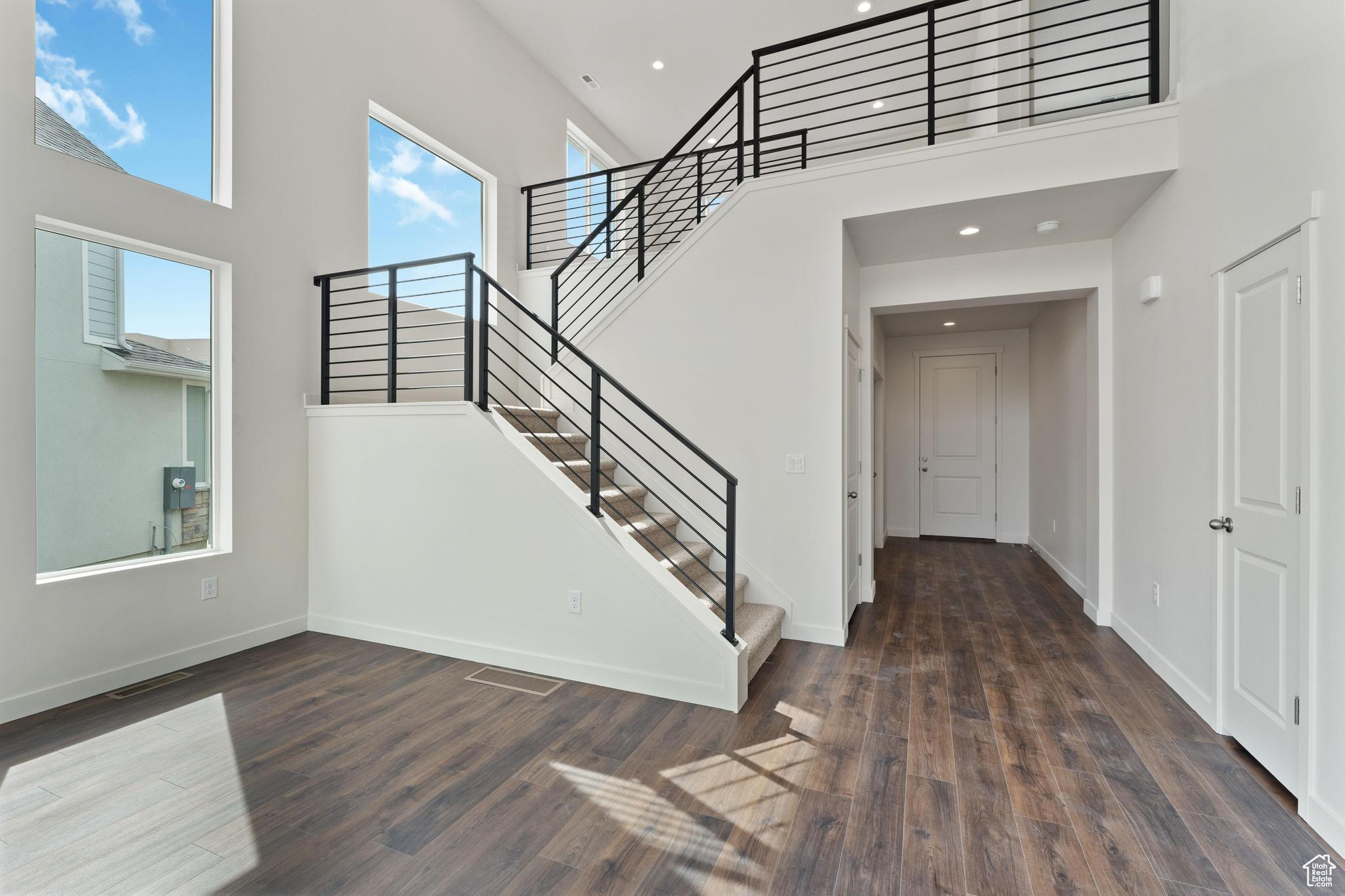 OQUIRRH WEST PHASE 3 - Residential
