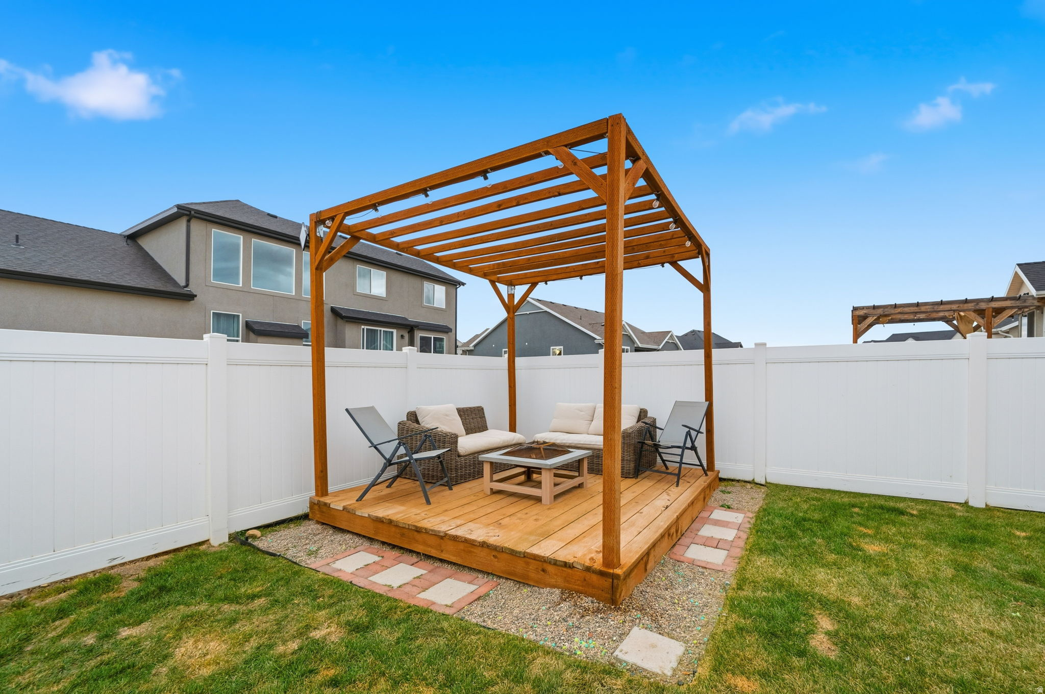 OVERLAND PHASE B, PLAT 3 - Residential