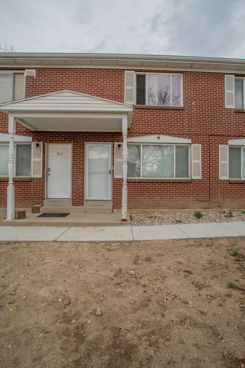 Tiny photo for 513 N 400 E #14B, Bountiful, UT 84010 (MLS # 2142805)