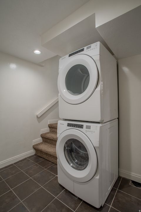 Tiny photo for 513 N 400 E #14B, Bountiful, UT 84010 (MLS # 2142805)