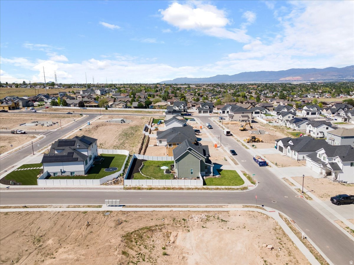 BINGHAM HEIGHTS - Residential