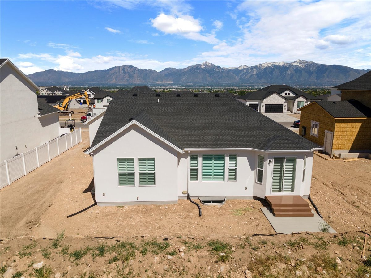 BINGHAM HEIGHTS - Residential