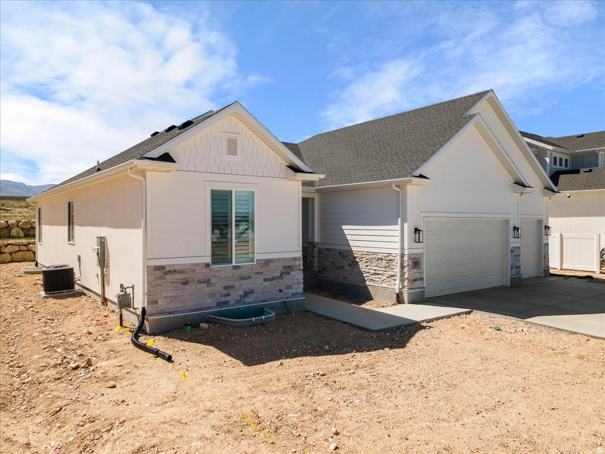 BINGHAM HEIGHTS - Residential
