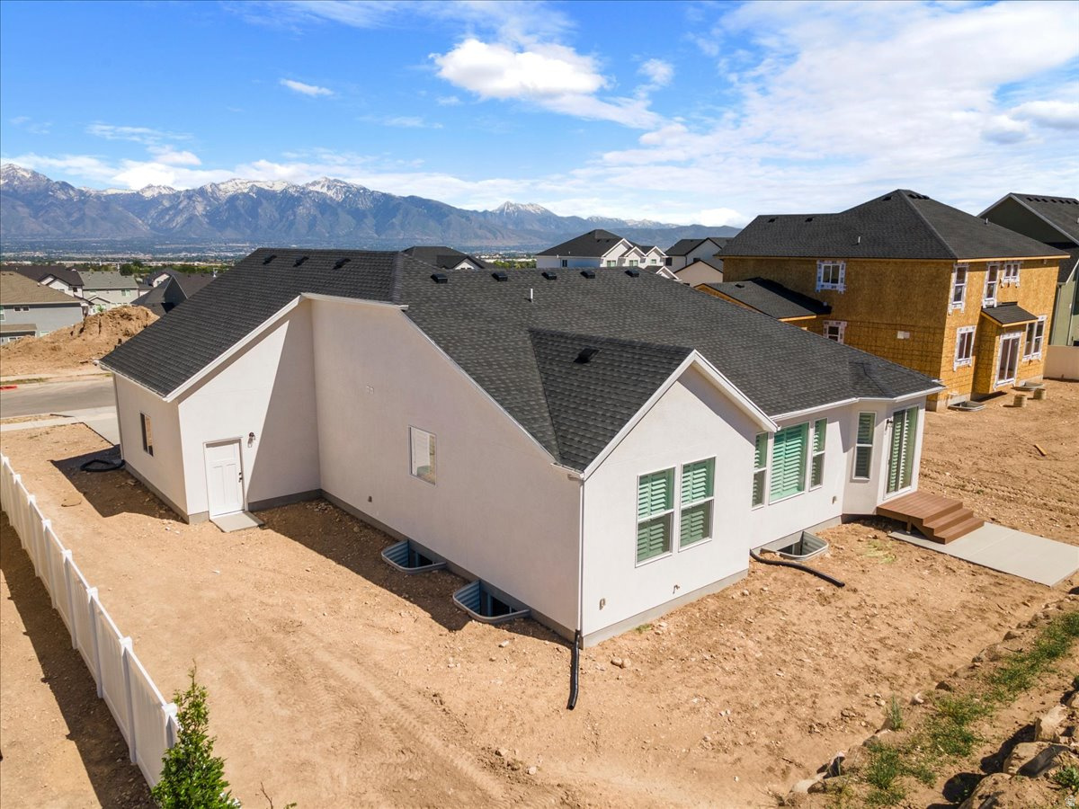 BINGHAM HEIGHTS - Residential