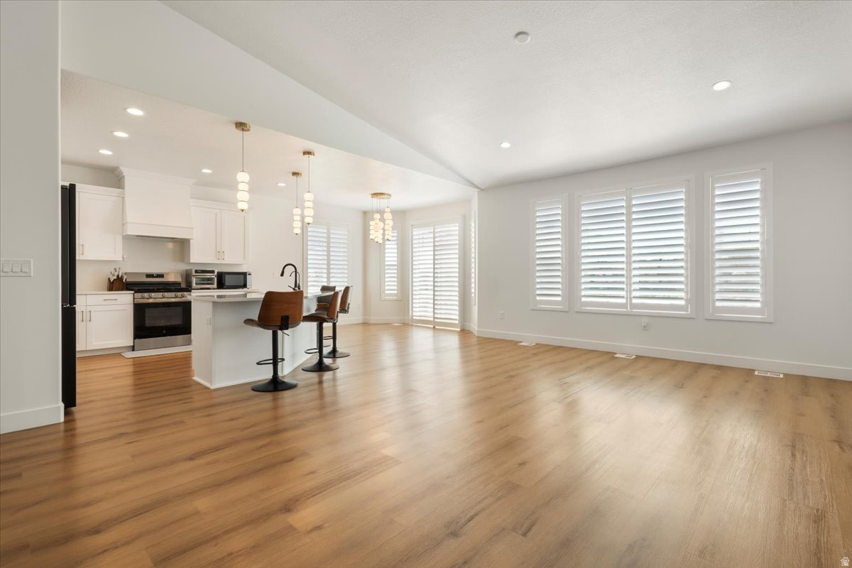 BINGHAM HEIGHTS - Residential