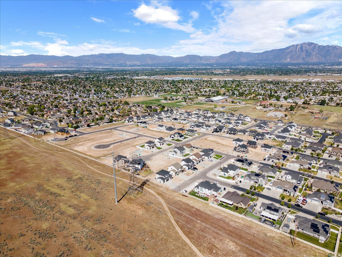 BINGHAM HEIGHTS - Residential