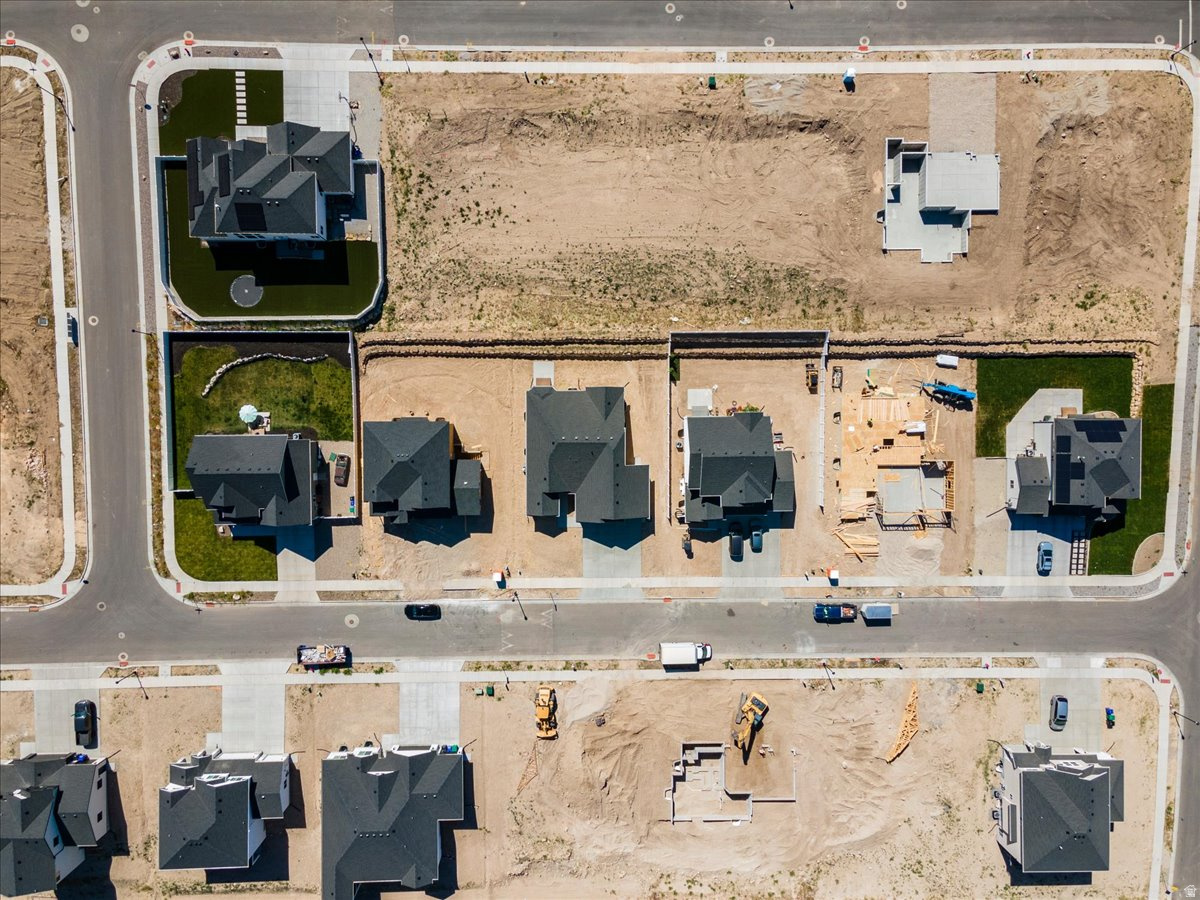 BINGHAM HEIGHTS - Residential