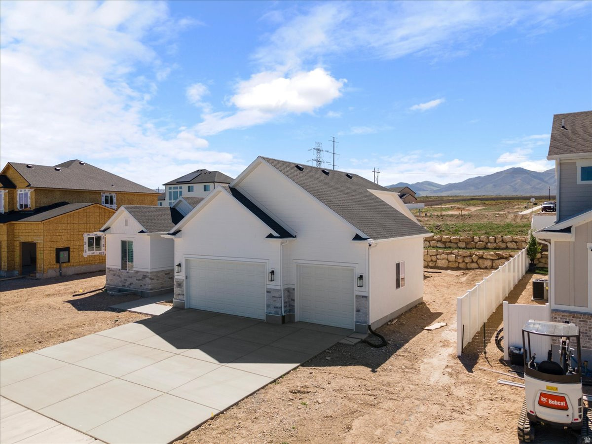 BINGHAM HEIGHTS - Residential