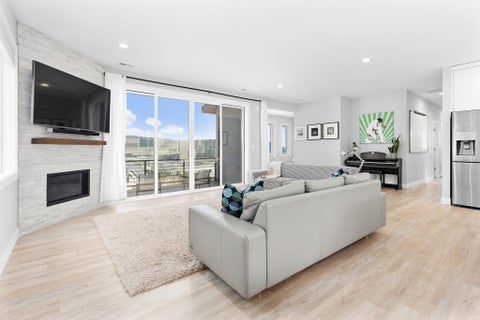 Tiny photo for 329 MATTERHORN DR, Park City, UT 84098 (MLS # 2171277)