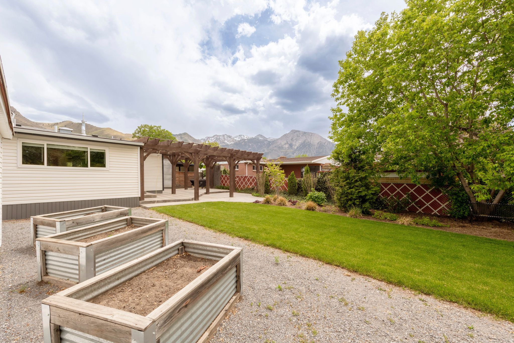 VIEW HEIGHTS - Residential