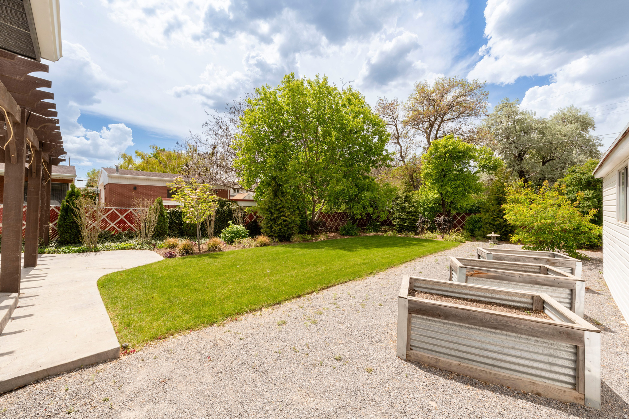VIEW HEIGHTS - Residential